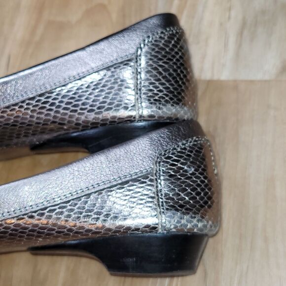 🔹️Arturo Chiang Bronze Buckled Leather Loafers Size 8.5 - Picture 8 of 15